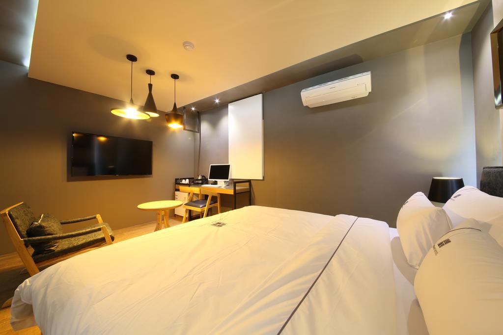 Avenue Hotel จอนจู ภายนอก รูปภาพ
