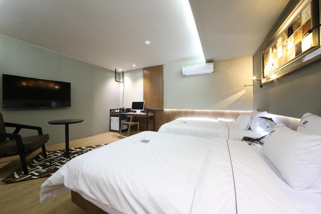 Avenue Hotel จอนจู ภายนอก รูปภาพ