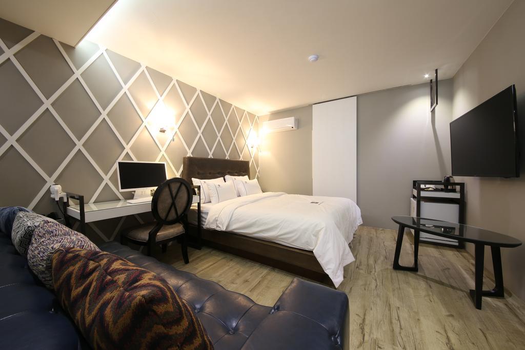 Avenue Hotel จอนจู ภายนอก รูปภาพ