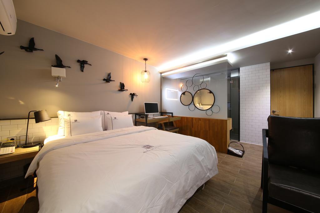 Avenue Hotel จอนจู ภายนอก รูปภาพ