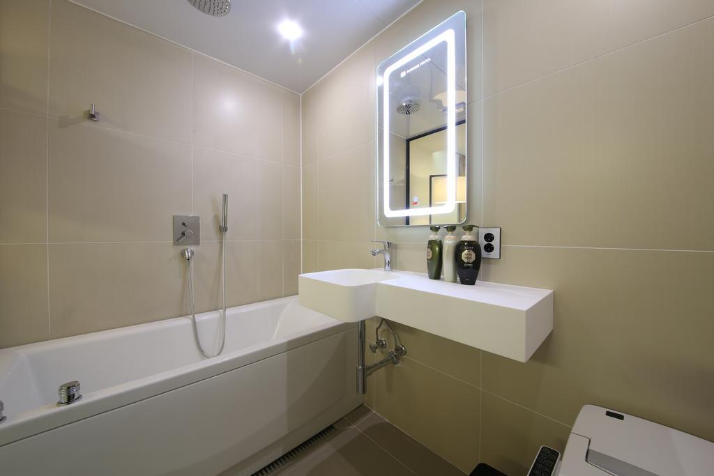 Avenue Hotel จอนจู ภายนอก รูปภาพ