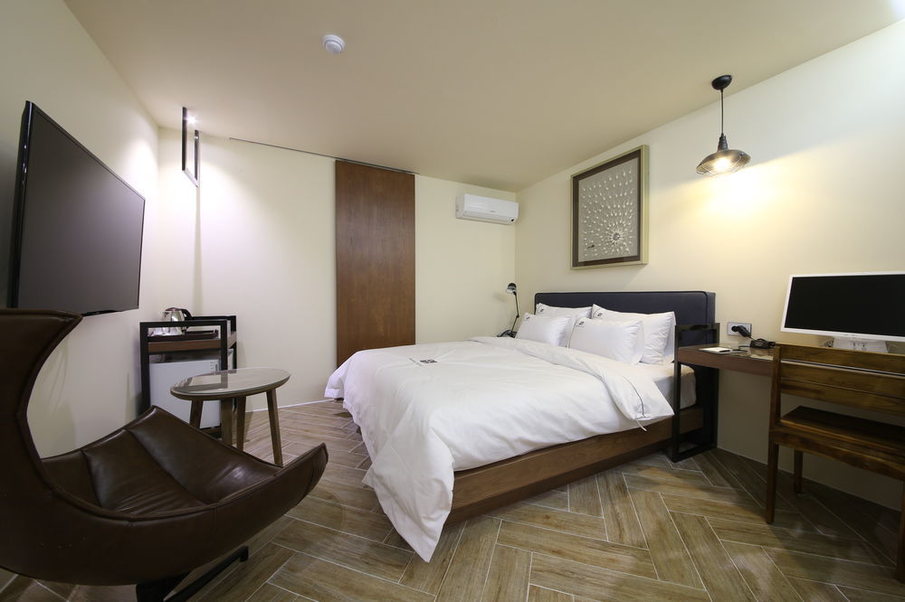 Avenue Hotel จอนจู ภายนอก รูปภาพ